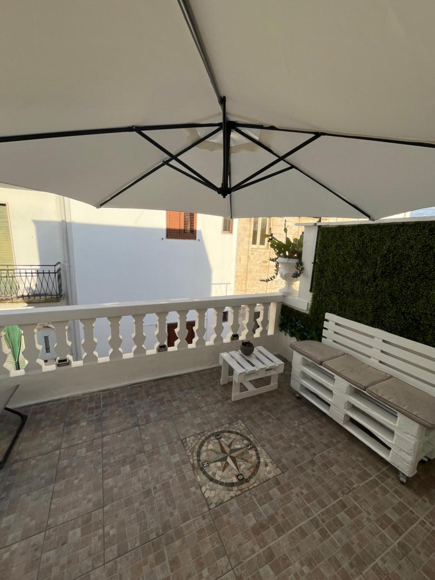 B&B Antiche Mura Sammichele Di Bari Exterior photo